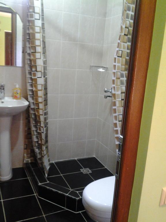 Dilbo House Hotel Dilijan Ruang foto
